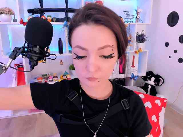AsyaSweeet webcam