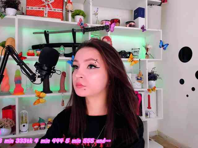 AsyaSweeet webcam