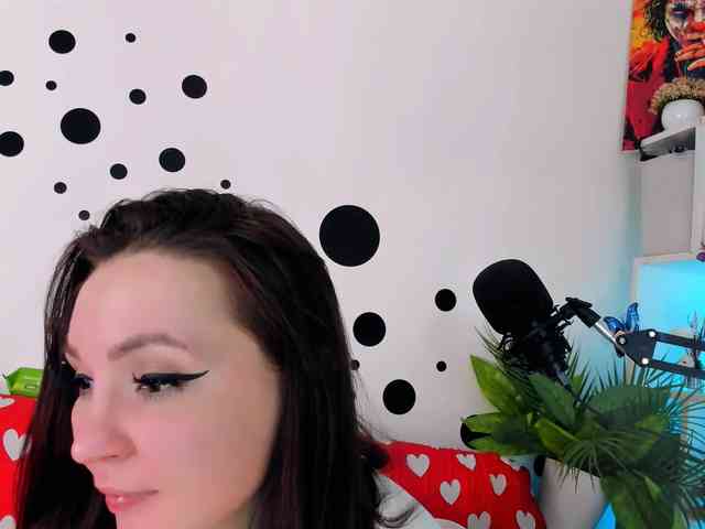 AsyaSweeet webcam