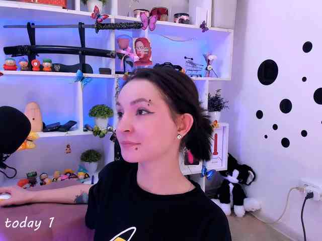 AsyaSweeet webcam
