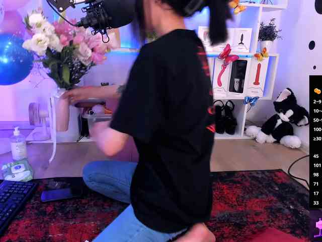 AsyaSweeet webcam