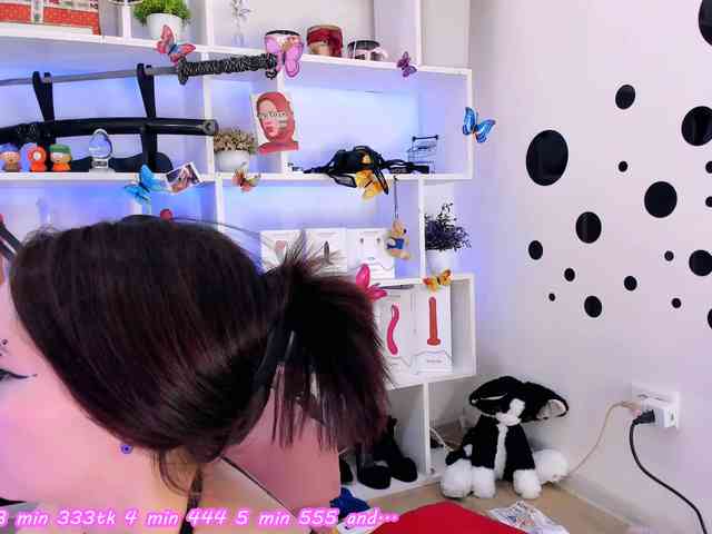 AsyaSweeet webcam