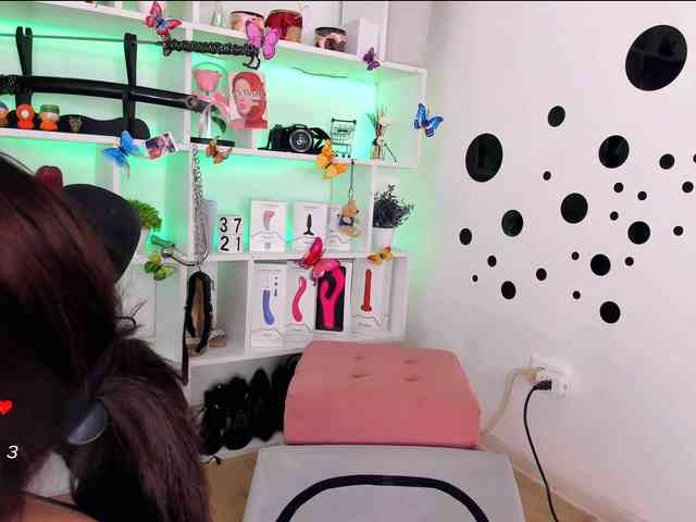 AsyaSweeet webcam