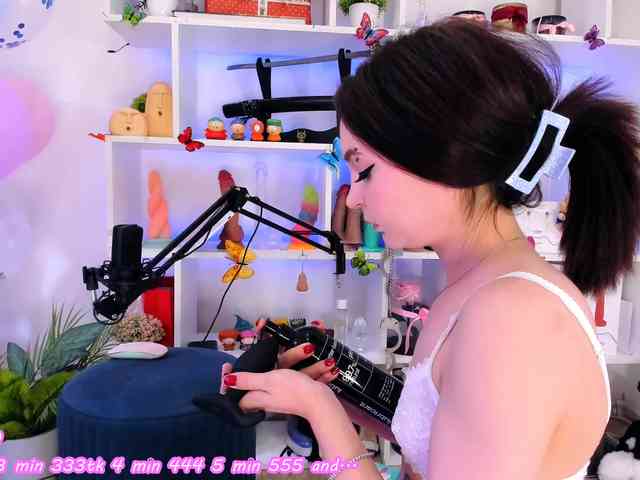 AsyaSweeet webcam
