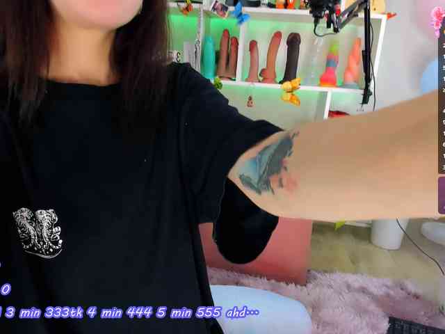 AsyaSweeet webcam