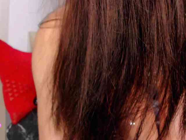 AsyaSweeet webcam