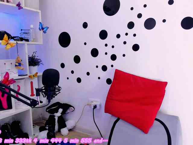 AsyaSweeet webcam