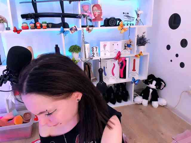 AsyaSweeet webcam