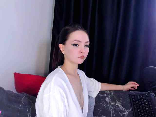 AsyaSweeet webcam