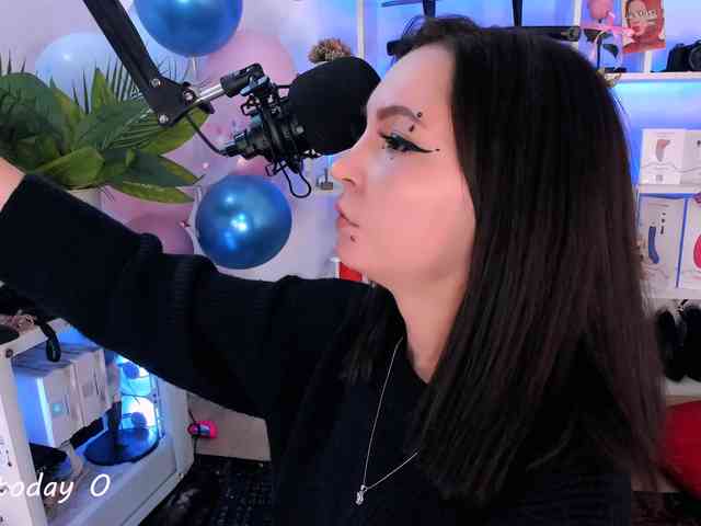 AsyaSweeet webcam