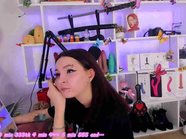 AsyaSweeet webcam
