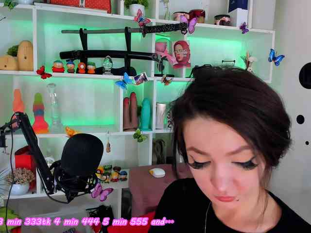 AsyaSweeet webcam