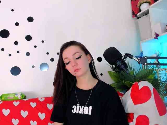 AsyaSweeet webcam