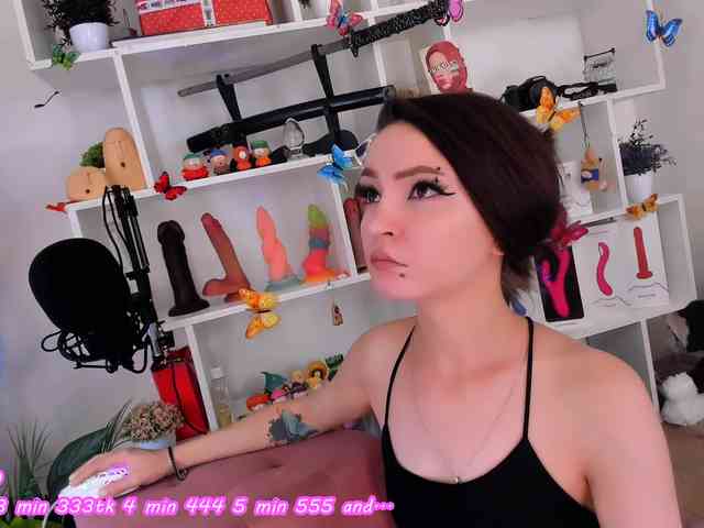 AsyaSweeet webcam