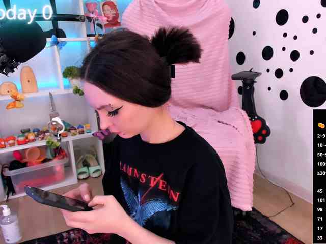 AsyaSweeet webcam