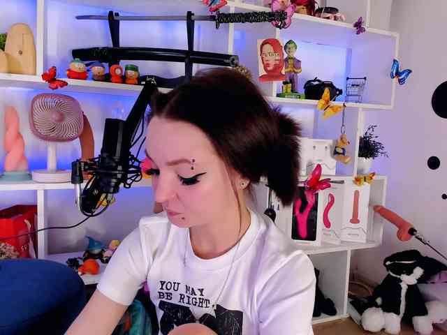 AsyaSweeet webcam