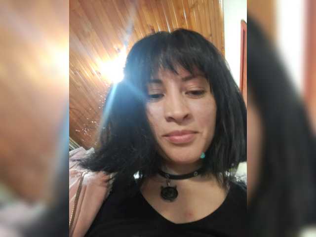 isisdiosa live cam on BongaCams