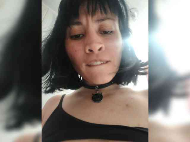 isis_diosa webcam