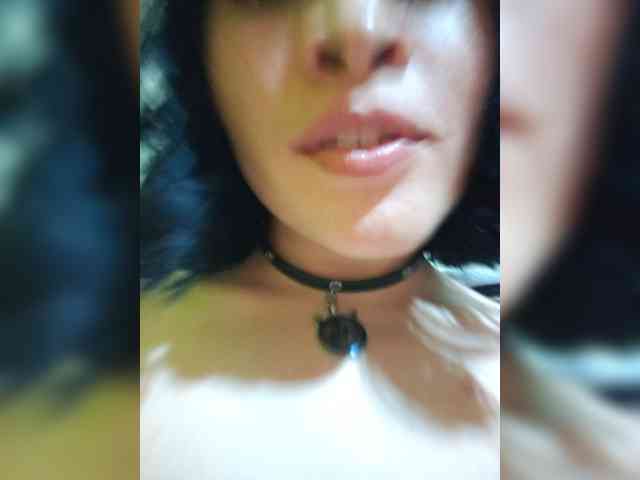 isis_diosa webcam