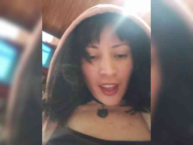 isis_diosa webcam