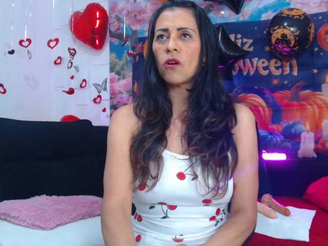 SashaMishot live cam on BongaCams