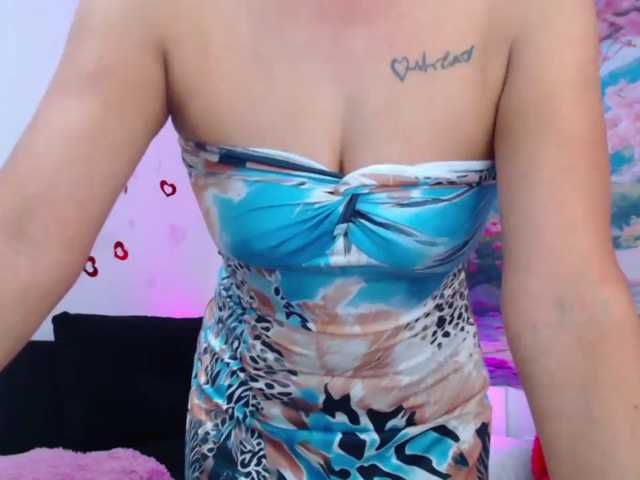 SashaMishot live cam preview