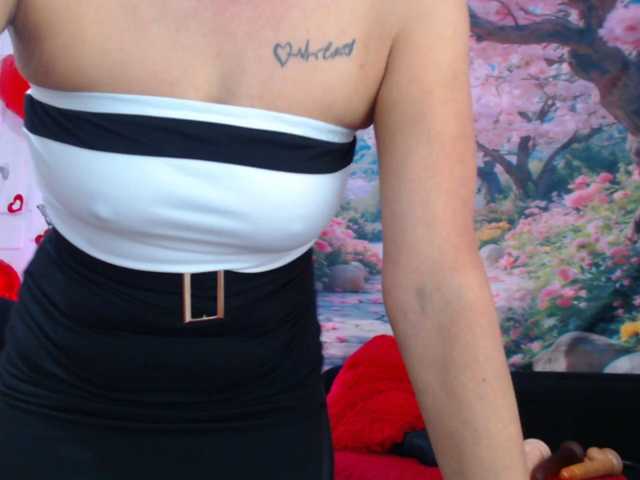 SashaMishot live cam on BongaCams