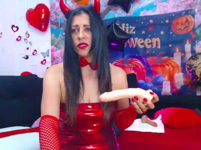 SashaMishot live cam on BongaCams