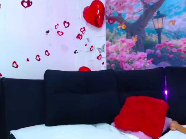 SashaMishot webcam