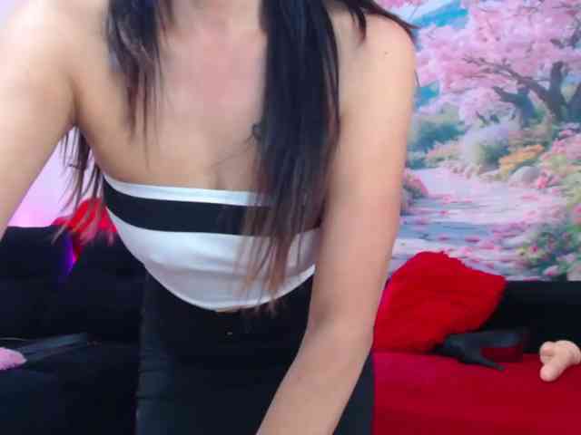 SashaMishot webcam