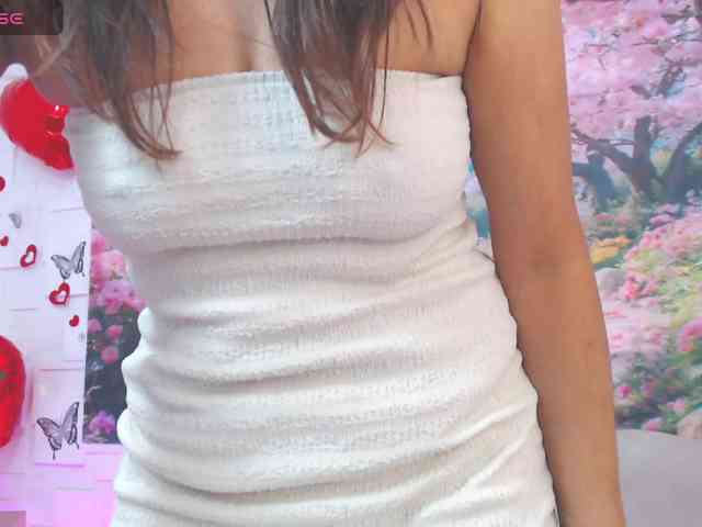 SashaMishot webcam