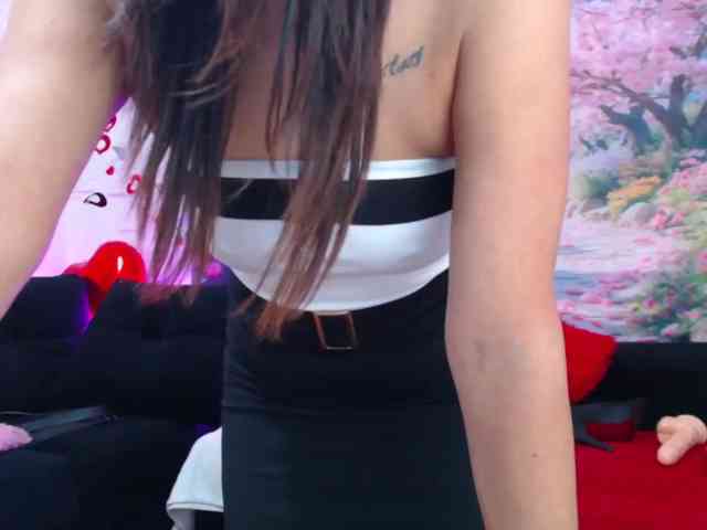 SashaMishot webcam