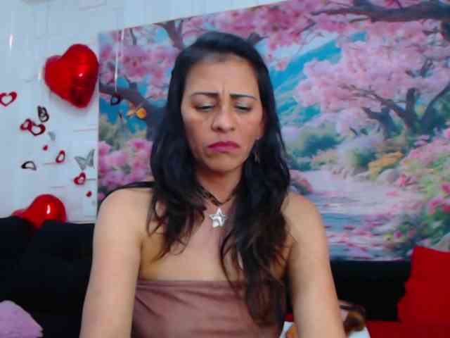 SashaMishot webcam