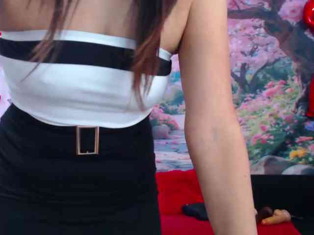 SashaMishot webcam