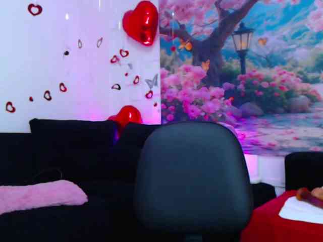 SashaMishot webcam