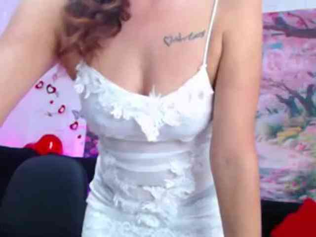 SashaMishot webcam