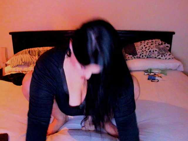 katarinaa live cam on BongaCams