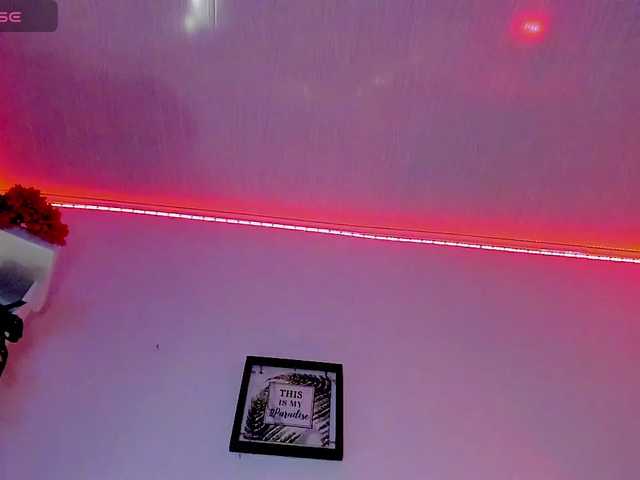 ButtyCherry's BongaCams show and profile