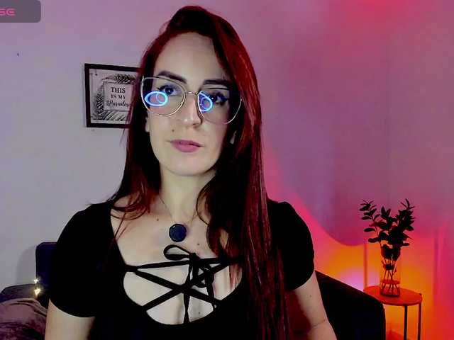 ButtyCherry's BongaCams show and profile