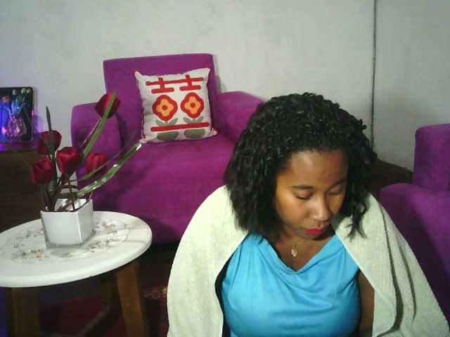 SexysTiphanie live cam on UnifiedCams