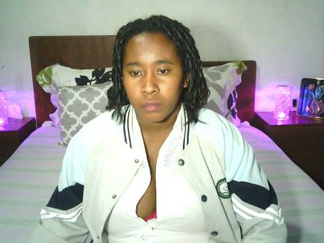 SexysTiphanie live cam on BongaCams