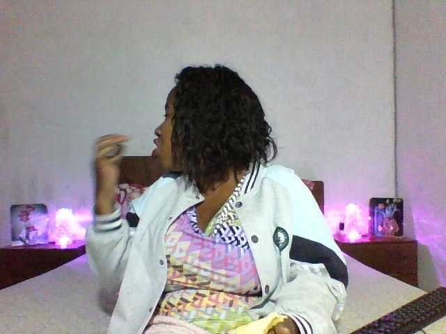 SexysTiphanie live cam on BongaCams