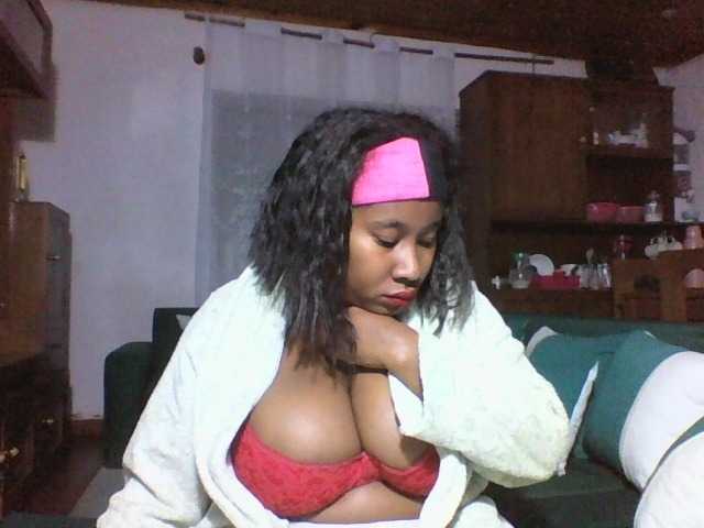 SexysTiphanie live cam on BongaCams