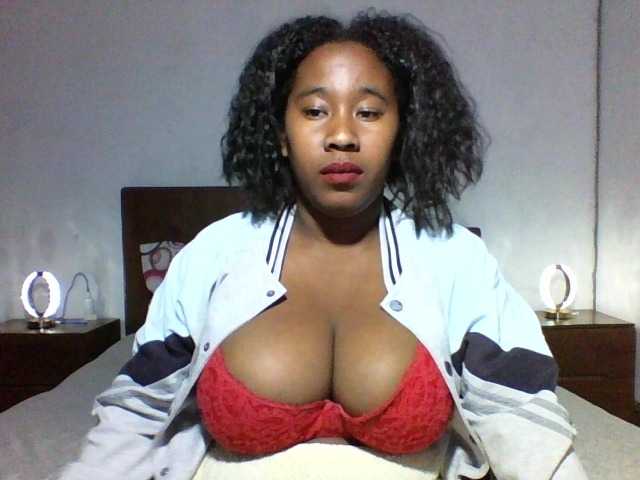 SexysTiphanie live cam on BongaCams