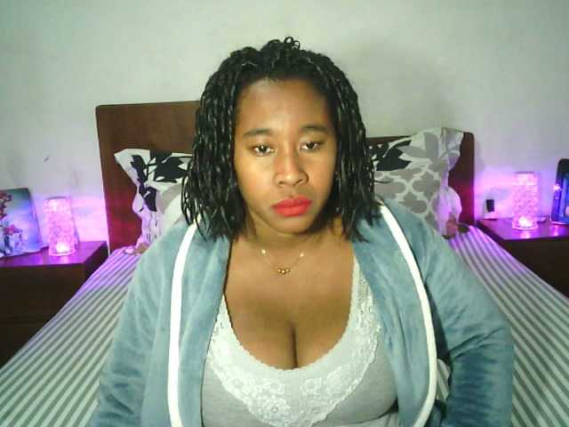 SexysTiphanie live cam on BongaCams