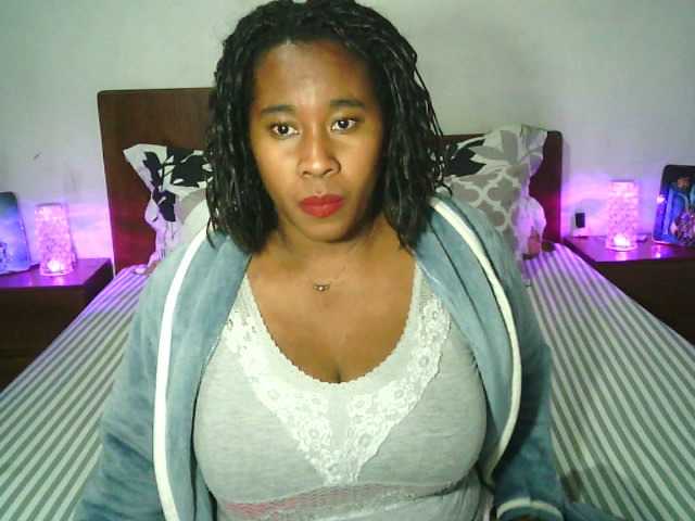 SexysTiphanie live cam on BongaCams