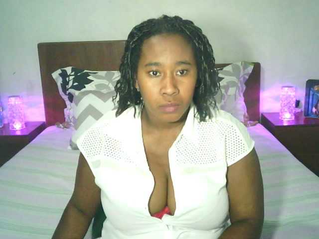 SexysTiphanie live cam on BongaCams