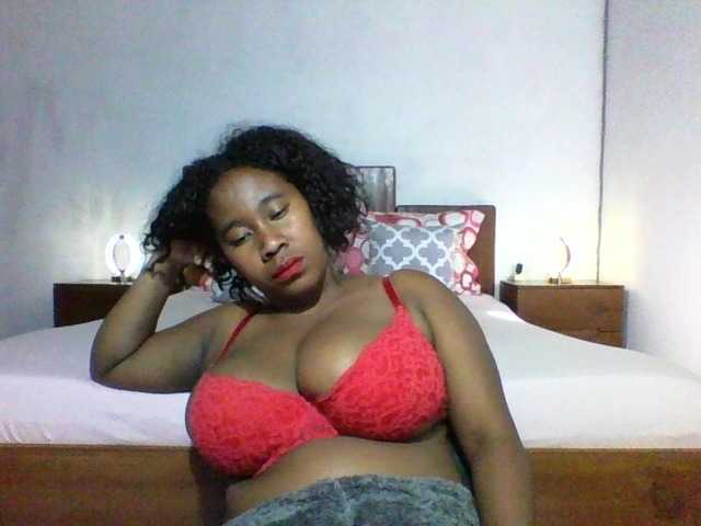 SexysTiphanie – currently Offline