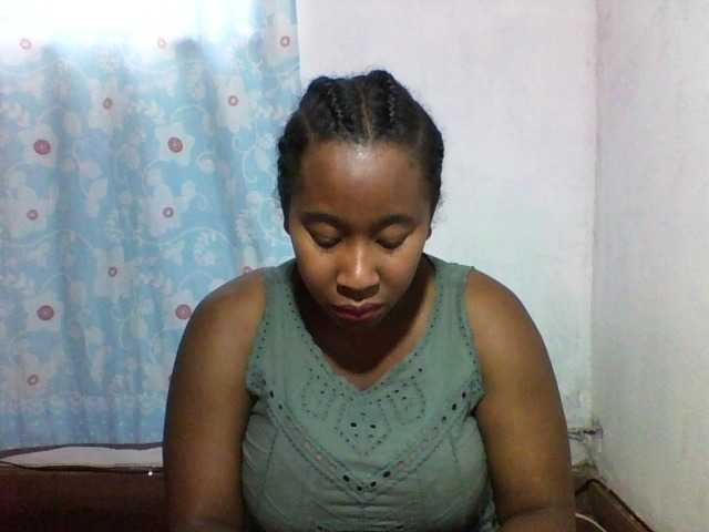 SexysTiphanie, 29 y/o - Live Cam on BongaCams
