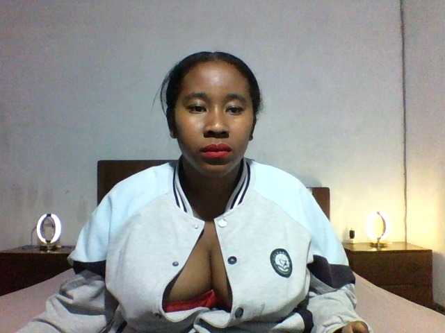 SexysTiphanie live cam on BongaCams